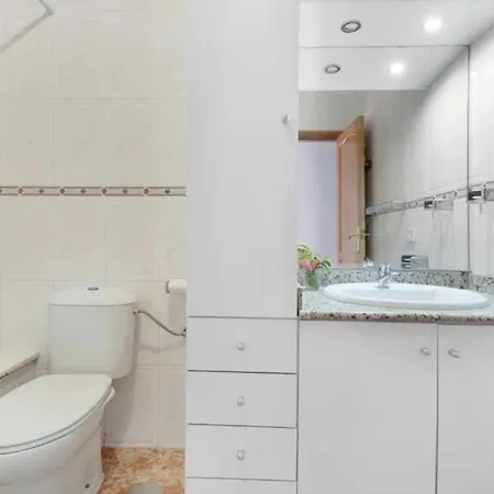 2-bed House Sleeps 4 With Free Parking Dom wakacyjny