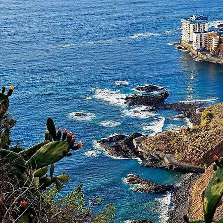 2-bed House Sleeps 4 With Free Parking Semesterbostad