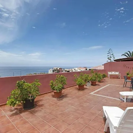 2-bed House Sleeps 4 With Free Parking * Пуэрто-де-ла-Крус