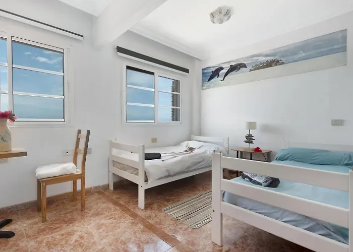 2-bed House Sleeps 4 With Free Parking