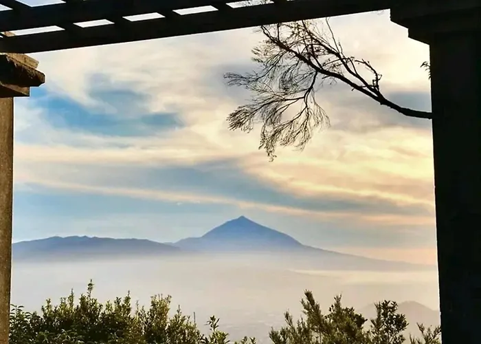 Semesterbostad 2-bed House Sleeps 4 With Free Parking Puerto de la Cruz (Tenerife)